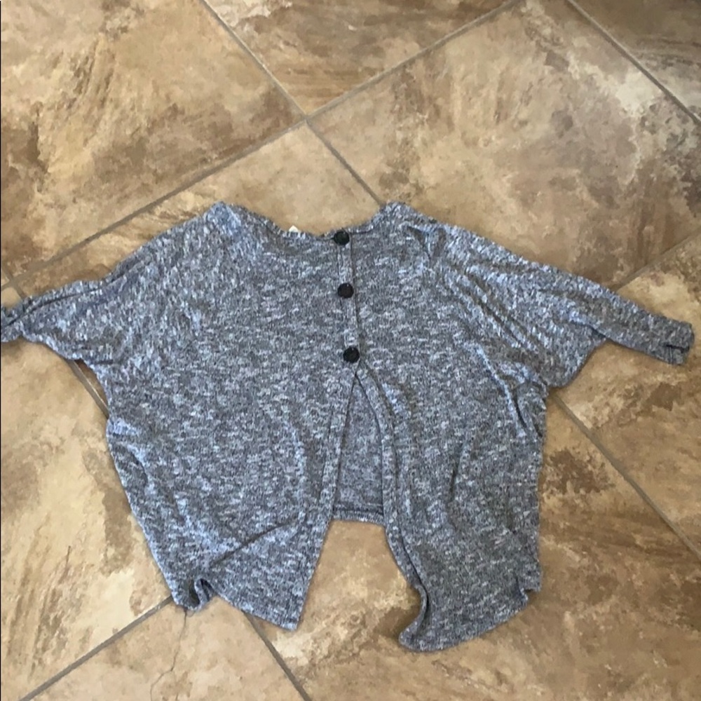Grey patterned sweater with button back - Picture 4 of 4